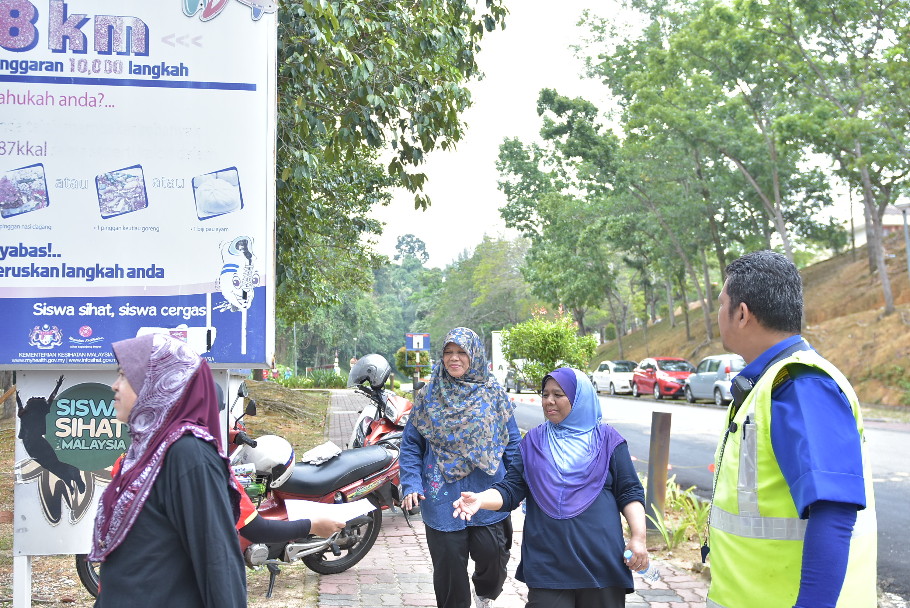 UKM 9504